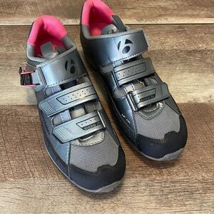 Bontrager Womens Evoke DLX Road Mountain Cycling Spin Shoes & Clips Gray Size 7.
